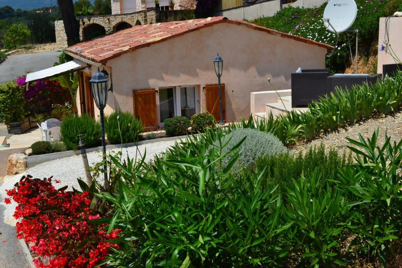 La Petite Maison La Gaude Esterno foto